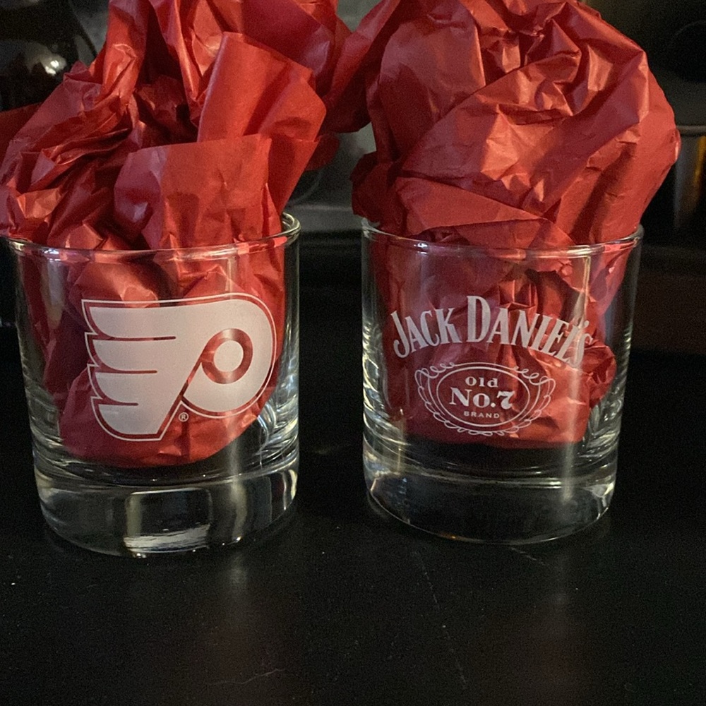 Philadelphia Flyers Highball Glasses - Picture 3 of 3